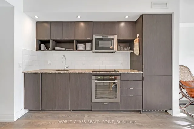 Additional image 8 of 89 McGill St Unit 1010