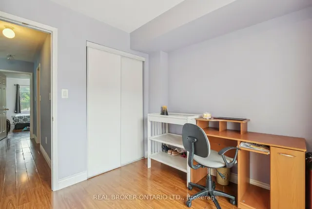 Additional image 16 of 75 Turntable Cres Unit 127