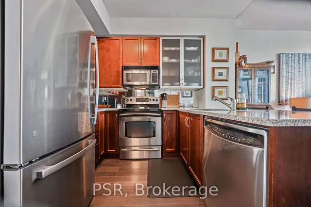 Additional image 20 of 438 King St Unit 1415