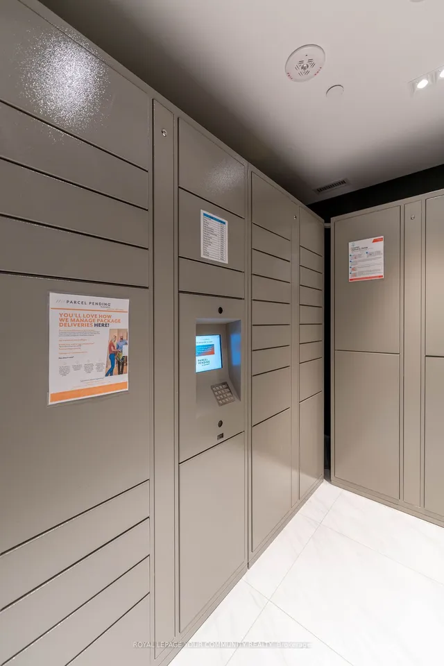 Additional image 12 of 500 Dupont St Unit 704