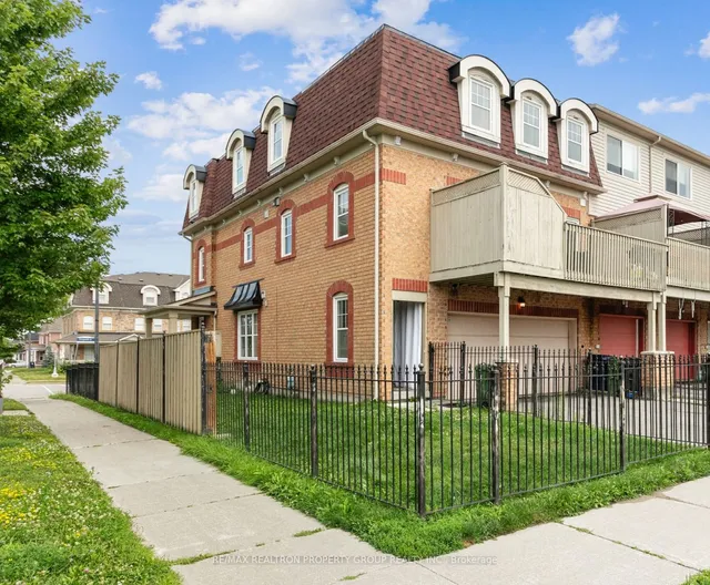 Additional image 22 of 34 Ecopark Gate