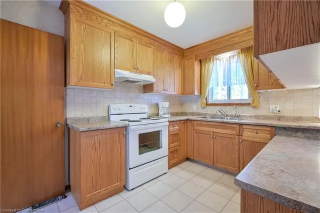 Additional image 6 of 127 Lorraine Ave