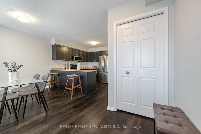 Additional image 34 of 50 Howe Dr Unit 8A