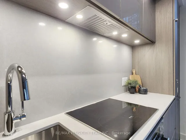 Additional image 14 of 15 Mercer St Unit 1204