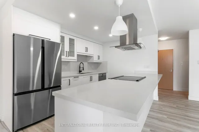 Additional image 3 of 60 Southport St Unit 818