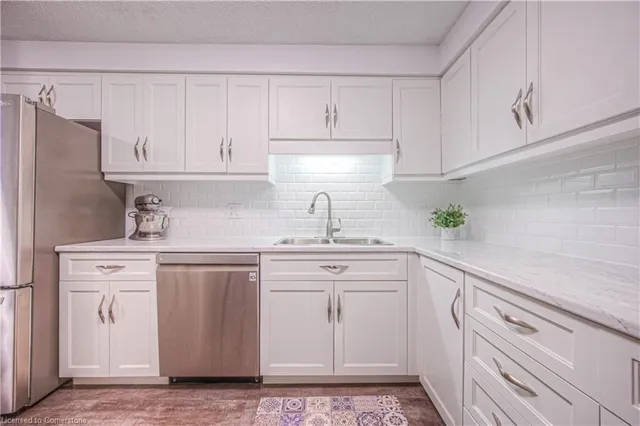 Additional image 10 of 55 Green Valley Drive Dr Unit 1806