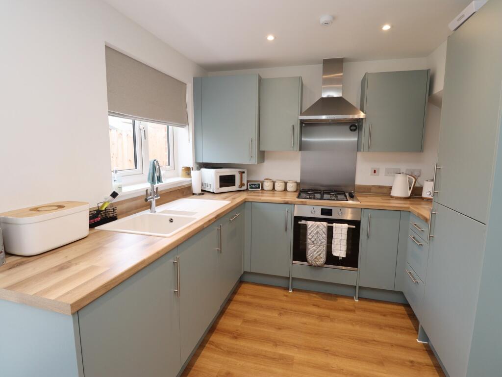 Additional image 13 of Edge of Wells