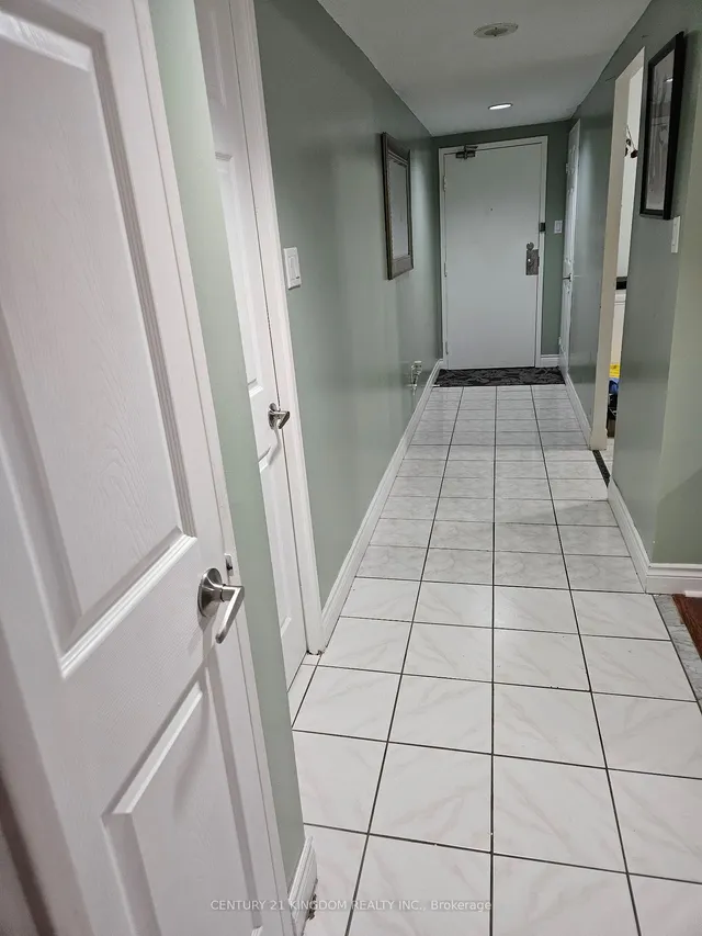 Additional image 3 of 15 Sewells Rd Unit 803