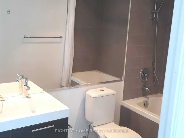 Additional image 17 of 388 Yonge St Unit 7405