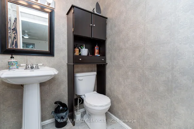 Additional image 32 of 29 West Ave Unit 302