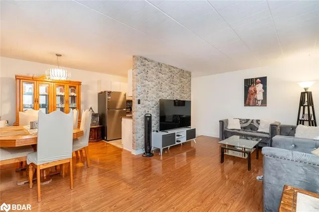 Additional image 17 of 29 West Ave Unit 302