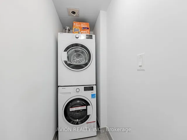 Additional image 22 of 47 Mutual St Unit 505