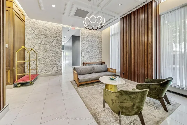 Additional image 33 of 775 King St Unit 426