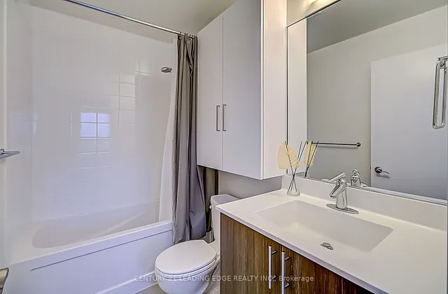 Additional image 24 of 17 Kenaston Gdns Unit 805