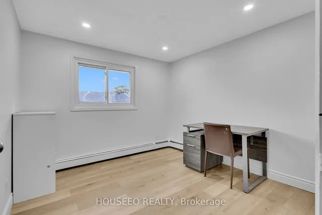 Additional image 23 of 293 Fairway Rd Unit 34