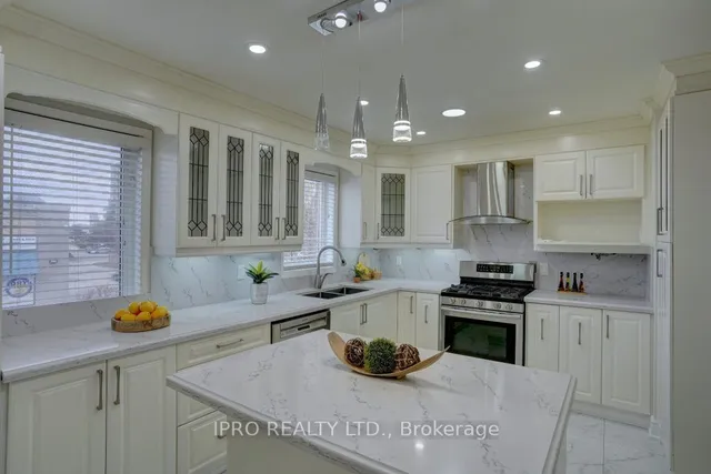 Additional image 21 of 16 B Leaside Park Dr Unit 47