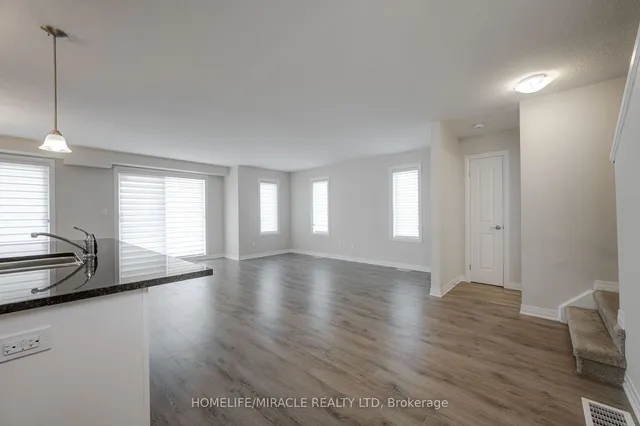 Additional image 7 of 70 Progress Ave