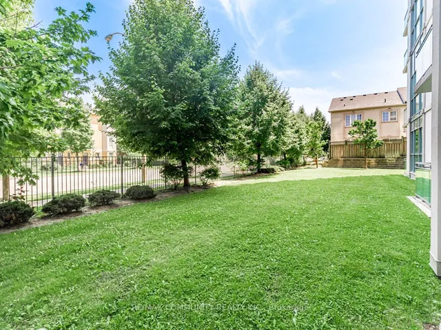 Additional image 28 of 8 Rosebank Dr Unit A