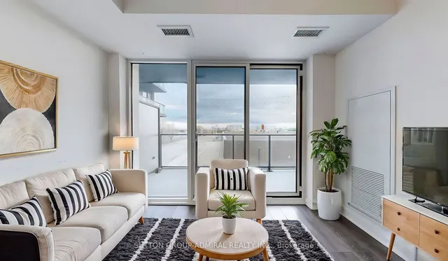 Additional image 12 of 36 Zorra St Unit 302