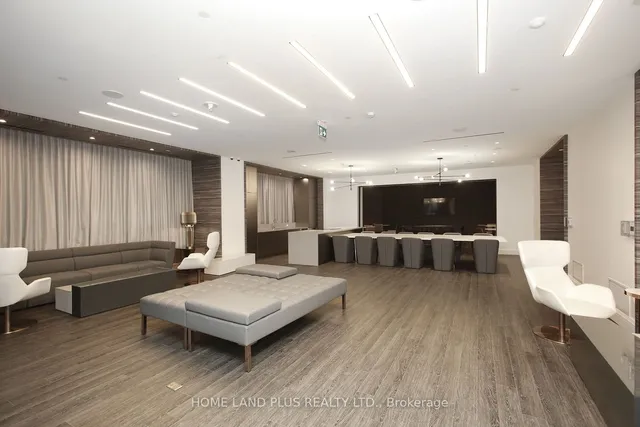 Additional image 37 of 39 Roehampton Ave Unit 2704