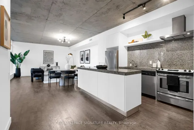 Additional image 8 of 75 Portland St Unit 809