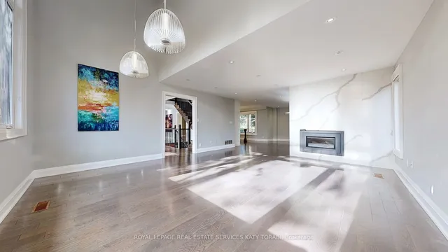 Additional image 5 of 136 Denlow Blvd