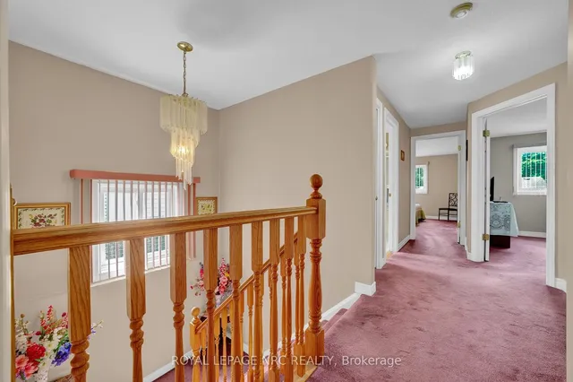 Additional image 17 of 27 Hollyridge Cres