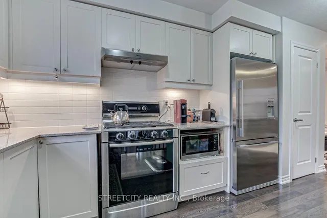 Additional image 6 of 701 Homer Watson Blvd Unit 6