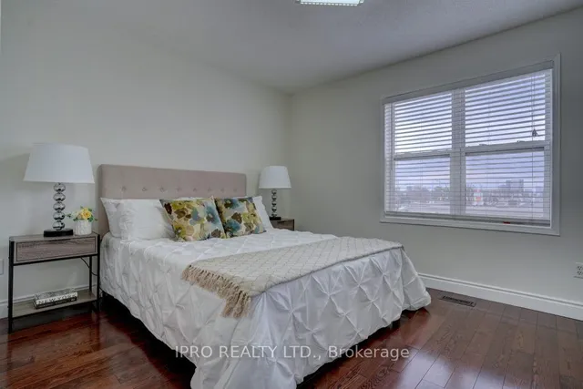 Additional image 15 of 16 B Leaside Park Dr Unit 47