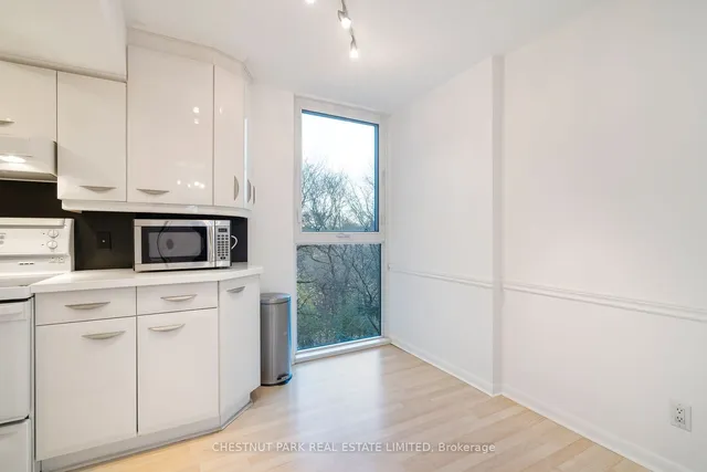 Additional image 19 of 278 Bloor St Unit 410