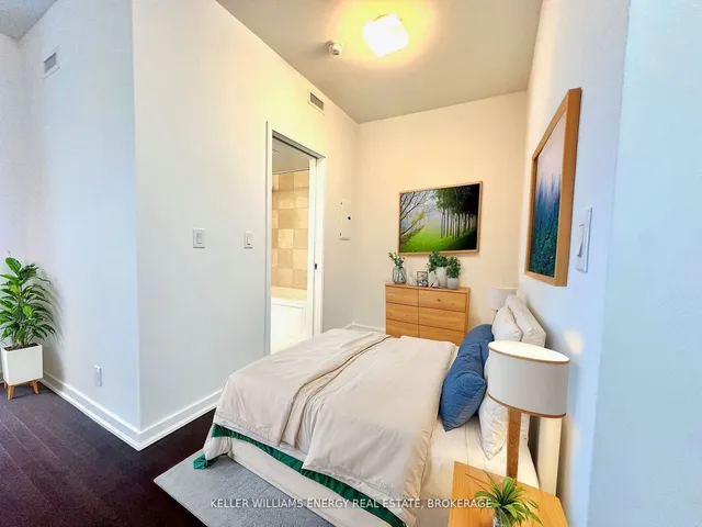 Additional image 21 of 12 York St Unit 1409