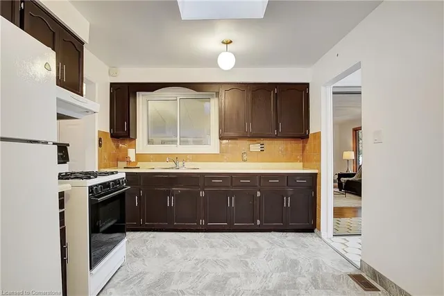 Additional image 15 of 15 Cherry Hill Dr