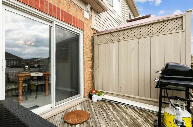 Additional image 39 of 34 Ecopark Gate