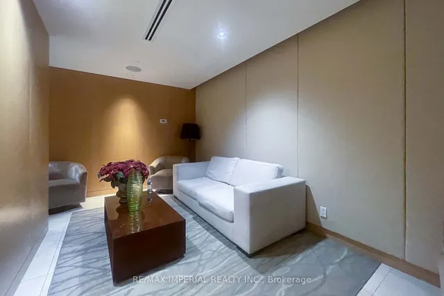 Additional image 32 of 120 Harrison Garden Blvd Unit 106