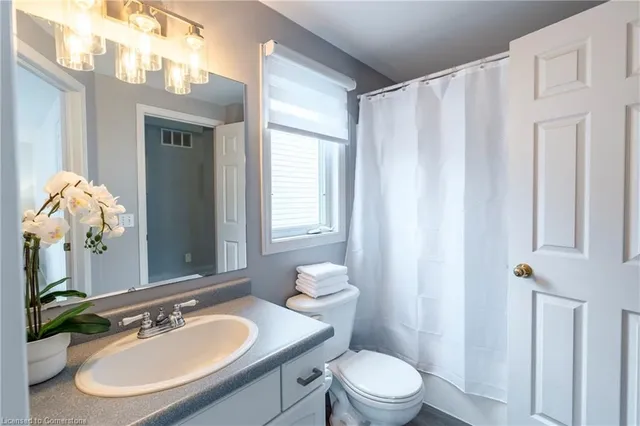 Additional image 34 of 58 Bush Clover Cres