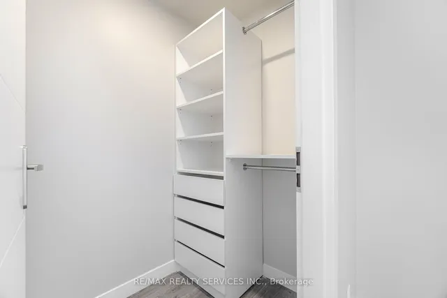 Additional image 19 of 60 Frederick St Unit 307