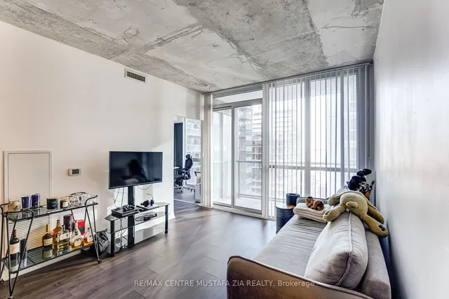 Additional image 5 of 88 Blue Jays Way Unit 2501