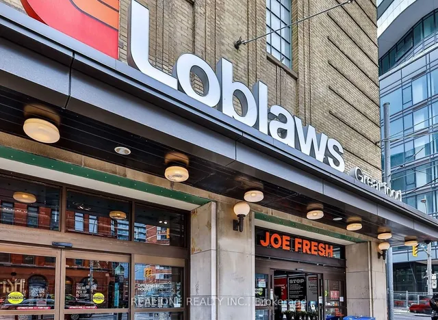 Additional image 40 of 21 Carlton St Unit 2505