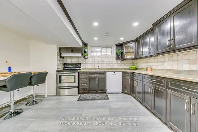 Additional image 20 of 533A McRoberts Ave