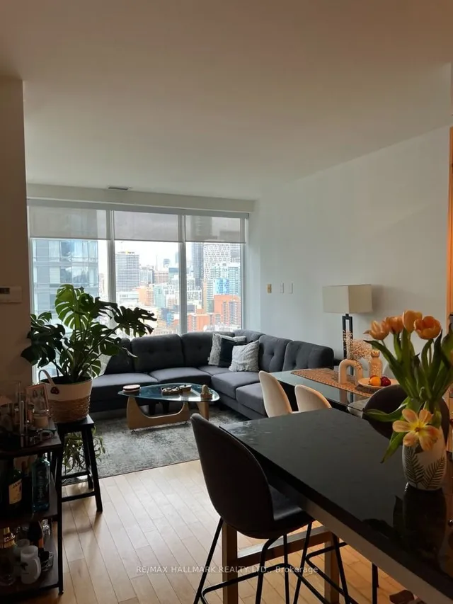 Additional image 4 of 80 John St Unit 1908