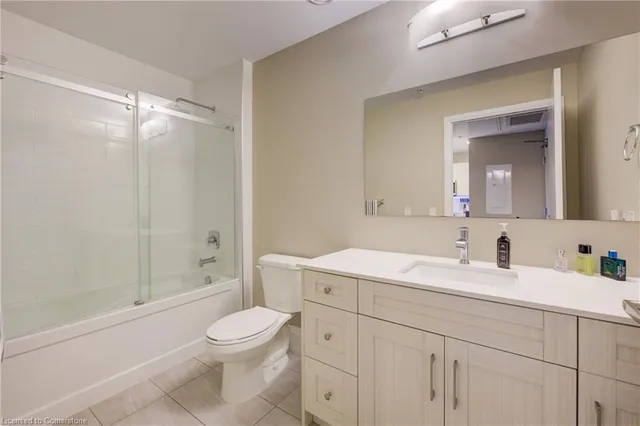 Additional image 25 of 60 Charles Street West, St Unit 604