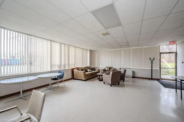 Additional image 45 of 3227 King St Unit 301