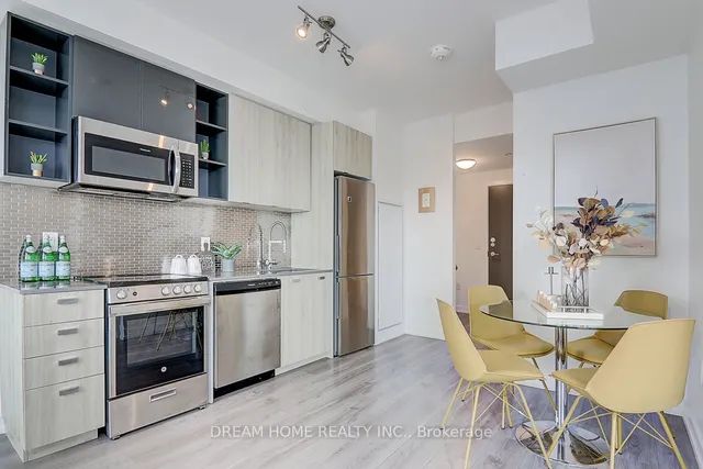 Additional image 20 of 10 De Boers Dr Unit 812