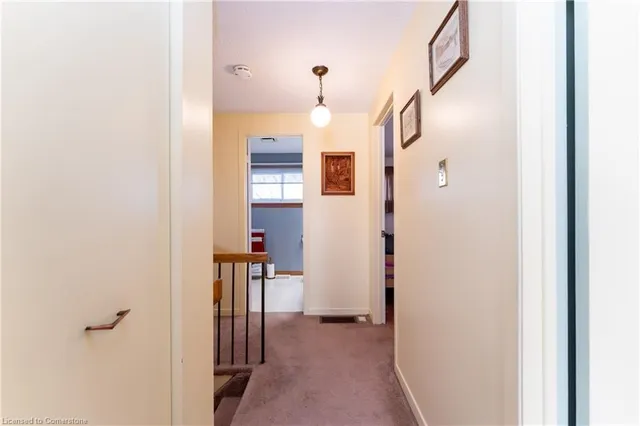 Additional image 19 of 52 Wallis Cres