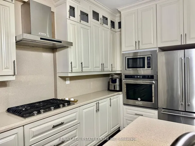 Additional image 11 of 110 Allenby Ave