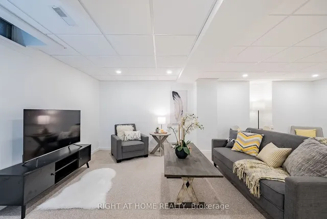 Additional image 27 of 30 Bornholm Dr