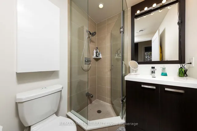 Additional image 19 of 120 Harrison Garden Blvd Unit 106