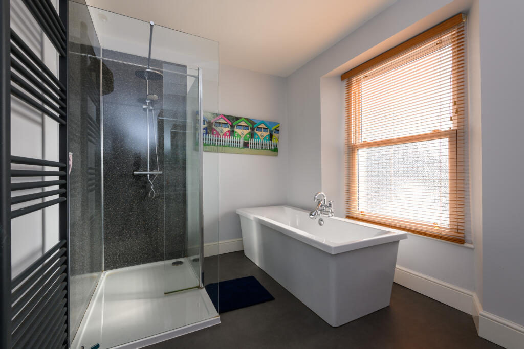 Additional image 16 of Wraxhill Road, Street