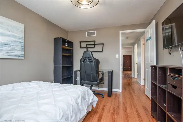 Additional image 32 of 43 Cotton Grass St