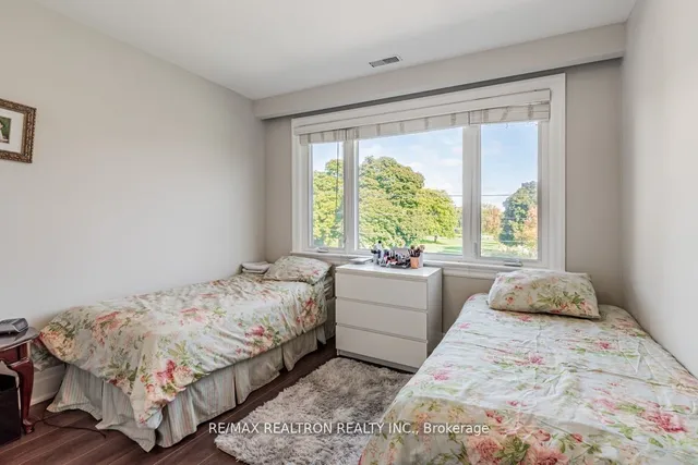 Additional image 14 of 2 Manor Haven Rd